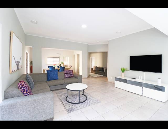 5 BEDROOM HOUSE TO LET IN WINSTON RIDGE